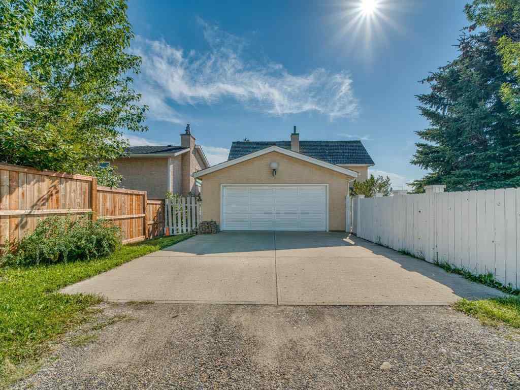 MLS® A2251631 - 91 Woodbrook Road SW in Woodbine Calgary, Residential