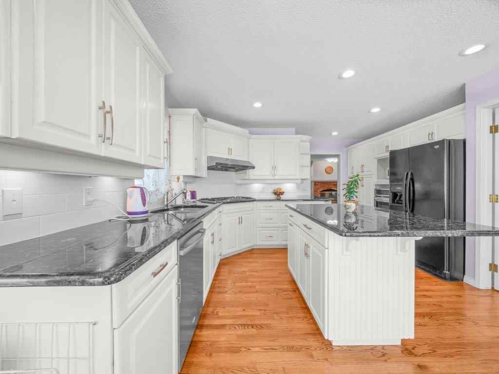MLS® A2251631 - 91 Woodbrook Road SW in Woodbine Calgary, Residential
