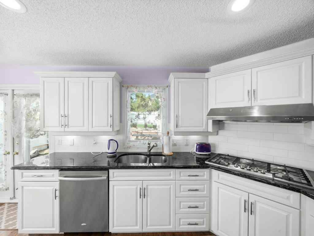 MLS® A2251631 - 91 Woodbrook Road SW in Woodbine Calgary, Residential