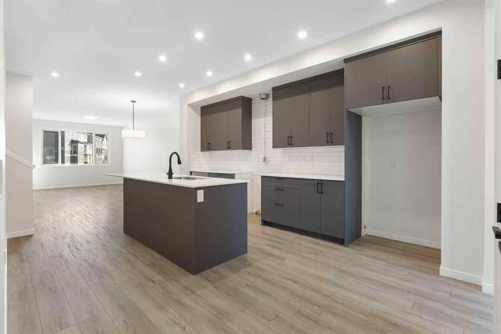 MLS® A2251634 - 580 Rowmont Boulevard NW in Haskayne Calgary, Residential