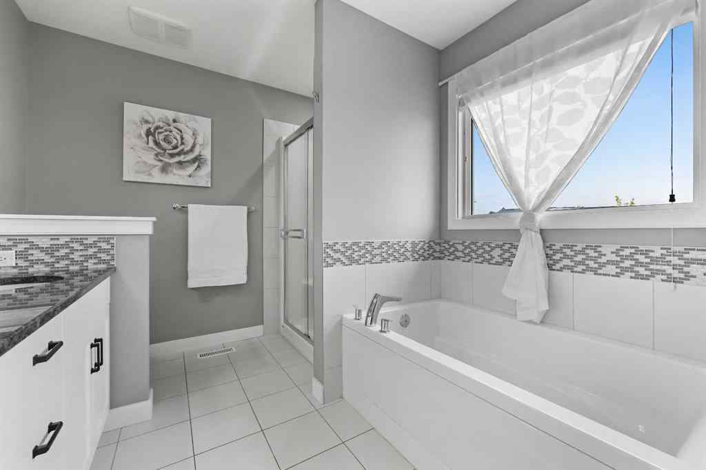 MLS® A2251641 - 49 Evansglen Mews NW in Evanston Calgary, Residential