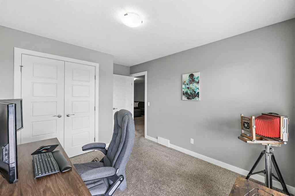 MLS® A2251641 - 49 Evansglen Mews NW in Evanston Calgary, Residential