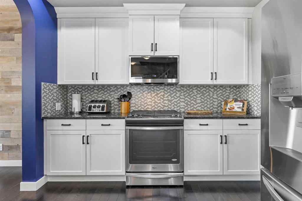 MLS® A2251641 - 49 Evansglen Mews NW in Evanston Calgary, Residential