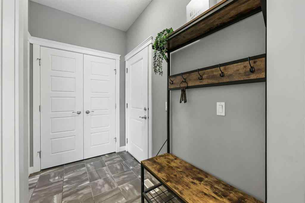 MLS® A2251641 - 49 Evansglen Mews NW in Evanston Calgary, Residential