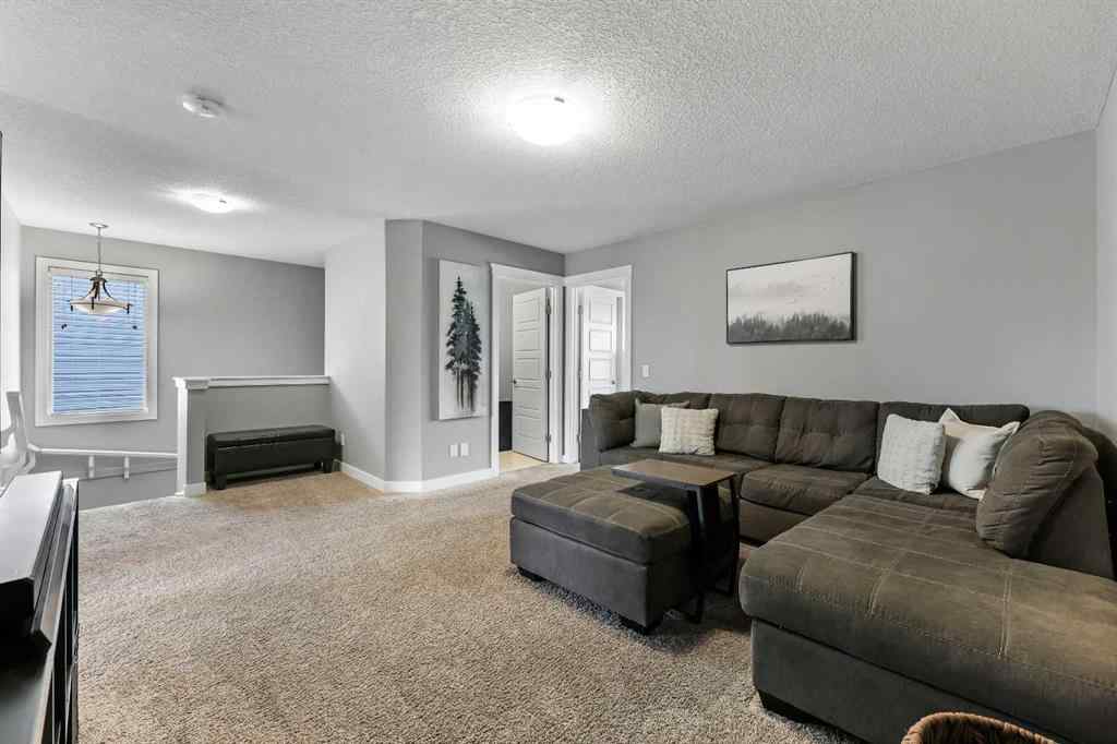 MLS® A2251641 - 49 Evansglen Mews NW in Evanston Calgary, Residential