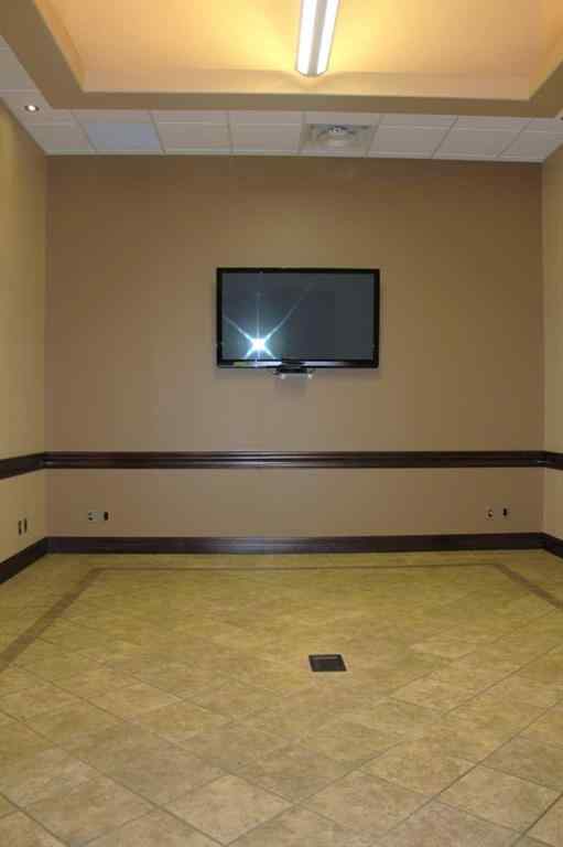 MLS® A2251644 - Unit #104 and 105 2201 Box Springs Boulevard NW in Northwest Crescent Heights Medicine Hat, Commercial