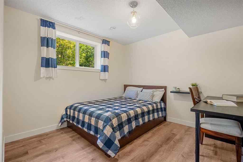MLS® A2251649 - 926 31 Avenue NW in Cambrian Heights Calgary, Residential