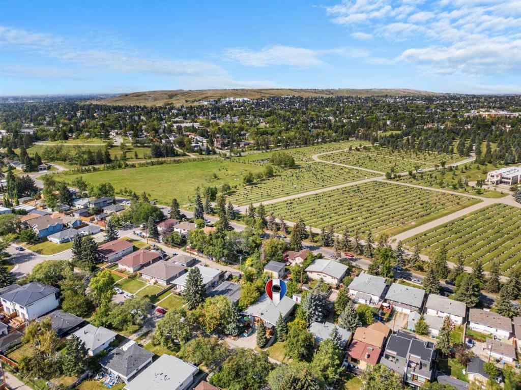MLS® A2251649 - 926 31 Avenue NW in Cambrian Heights Calgary, Residential