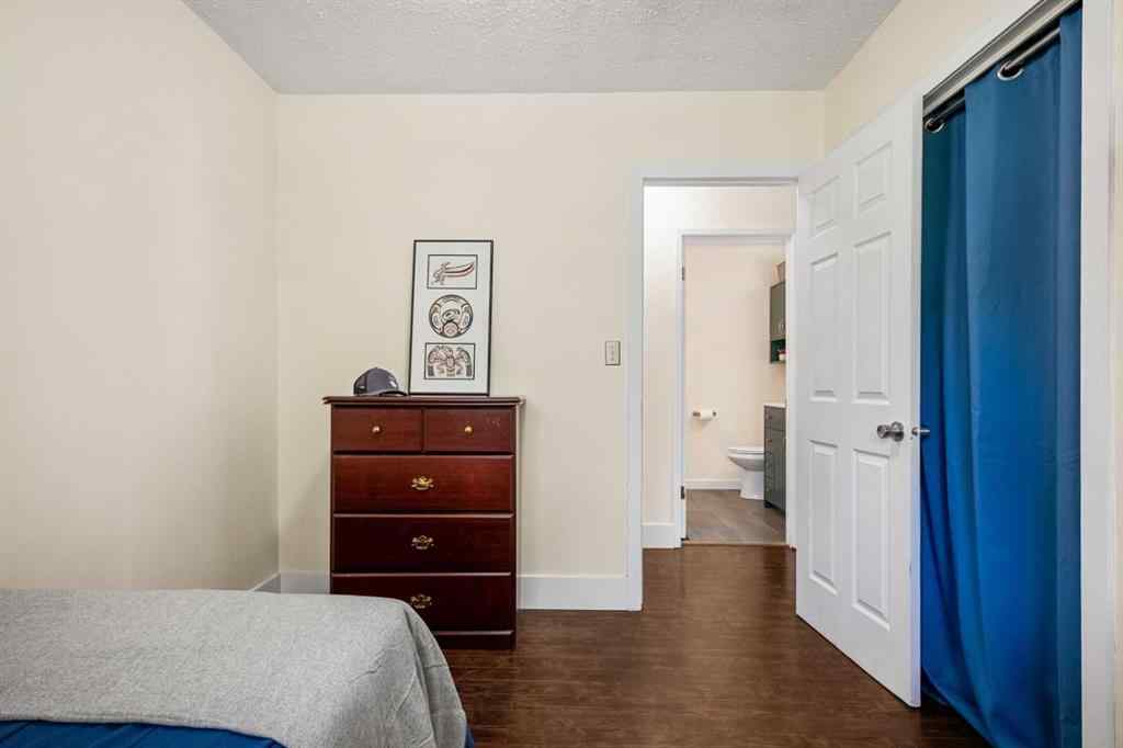 MLS® A2251649 - 926 31 Avenue NW in Cambrian Heights Calgary, Residential