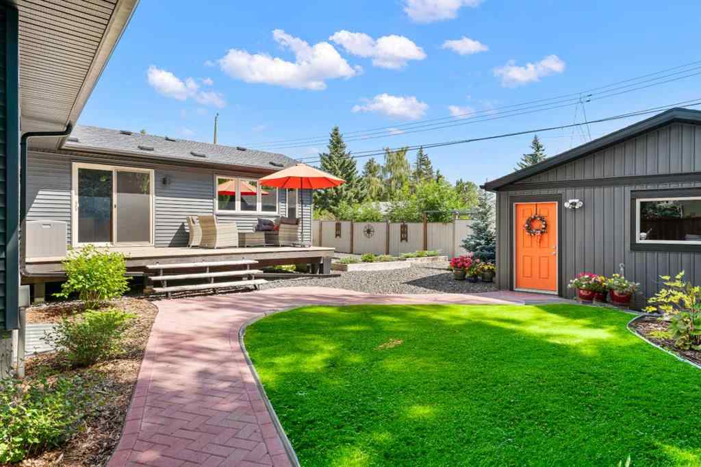 MLS® A2251650 - 52 Glenview Drive SW in Glendale Calgary, Residential