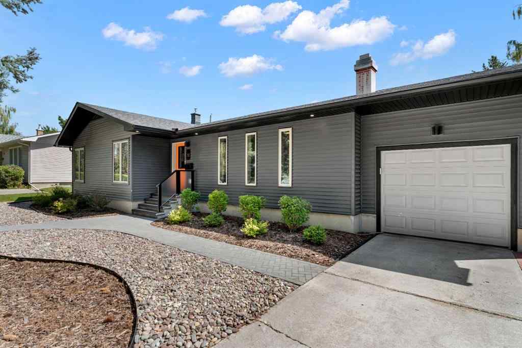 MLS® A2251650 - 52 Glenview Drive SW in Glendale Calgary, Residential
