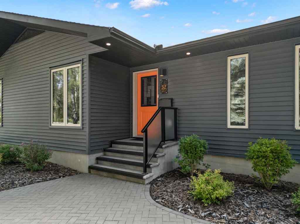 MLS® A2251650 - 52 Glenview Drive SW in Glendale Calgary, Residential