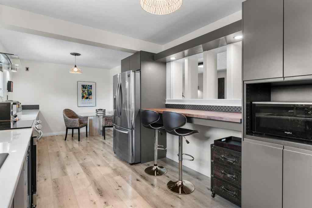 MLS® A2251650 - 52 Glenview Drive SW in Glendale Calgary, Residential