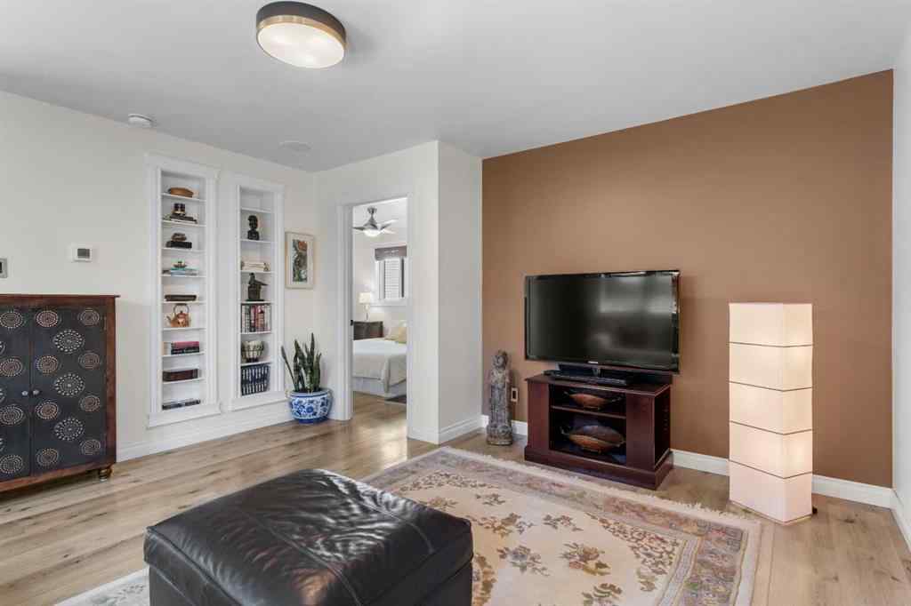 MLS® A2251650 - 52 Glenview Drive SW in Glendale Calgary, Residential