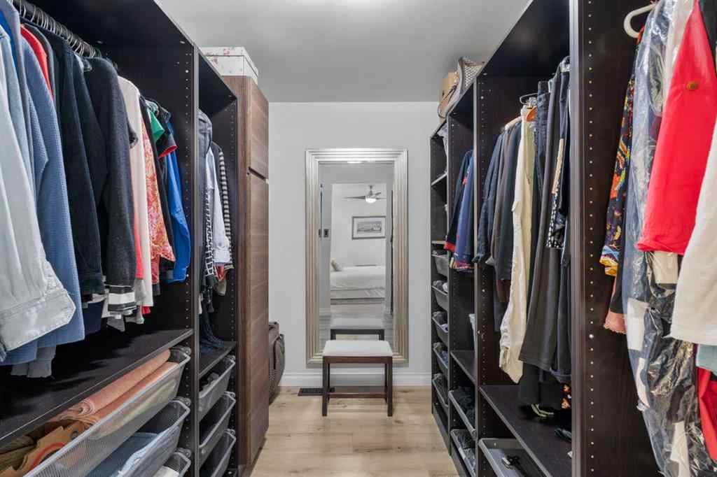 MLS® A2251650 - 52 Glenview Drive SW in Glendale Calgary, Residential