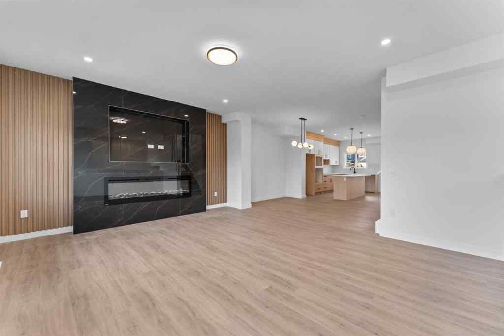 MLS® A2251656 - 129 Heritage Boulevard  in Heritage Hills Cochrane, Residential
