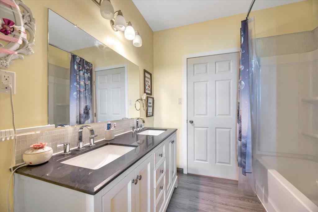 MLS® A2251660 - 252040 Range Road 241   in NONE Rural Wheatland County, Residential