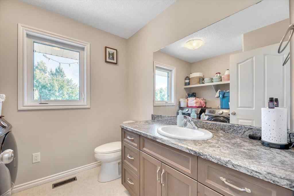 MLS® A2251660 - 252040 Range Road 241   in NONE Rural Wheatland County, Residential