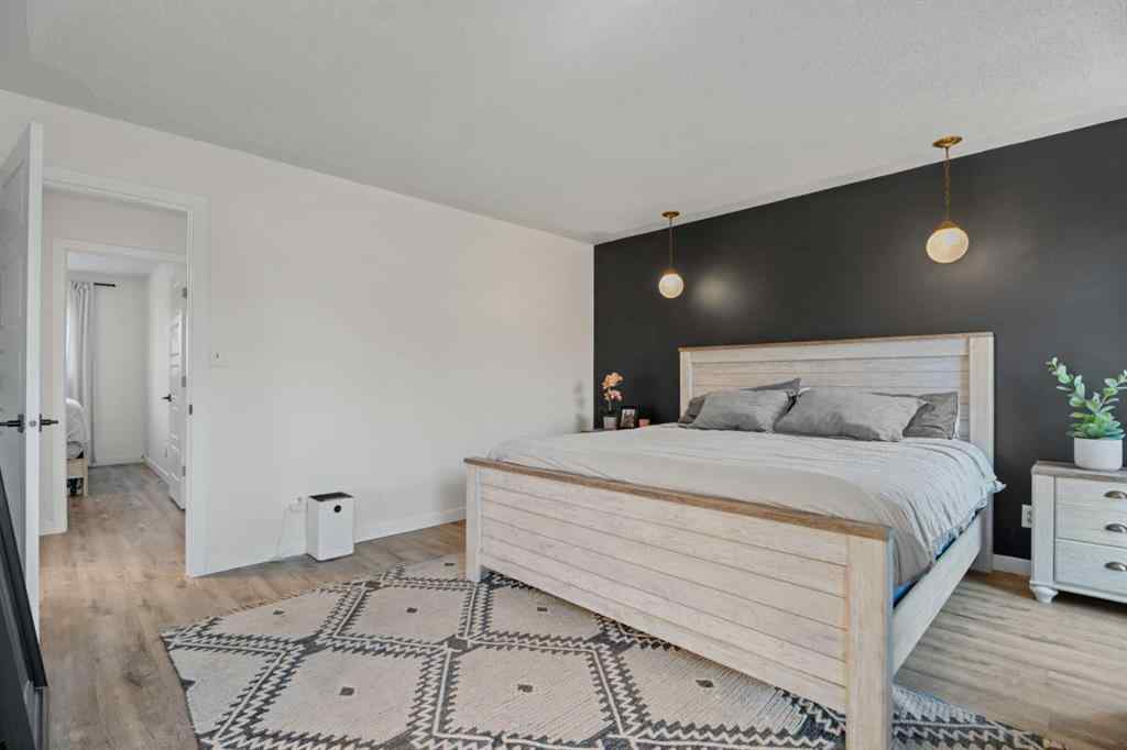 MLS® A2251661 - 318 Shawnessy Drive SW in Shawnessy Calgary, Residential