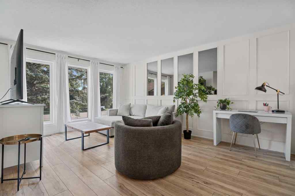 MLS® A2251661 - 318 Shawnessy Drive SW in Shawnessy Calgary, Residential