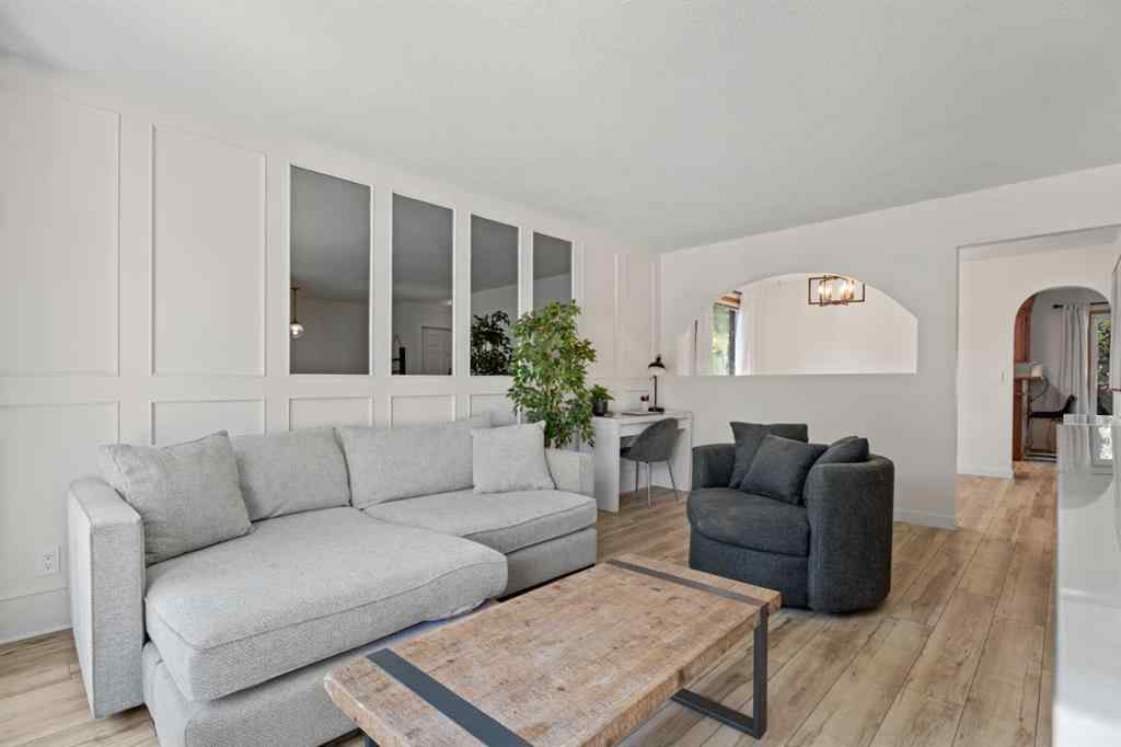 MLS® A2251661 - 318 Shawnessy Drive SW in Shawnessy Calgary, Residential