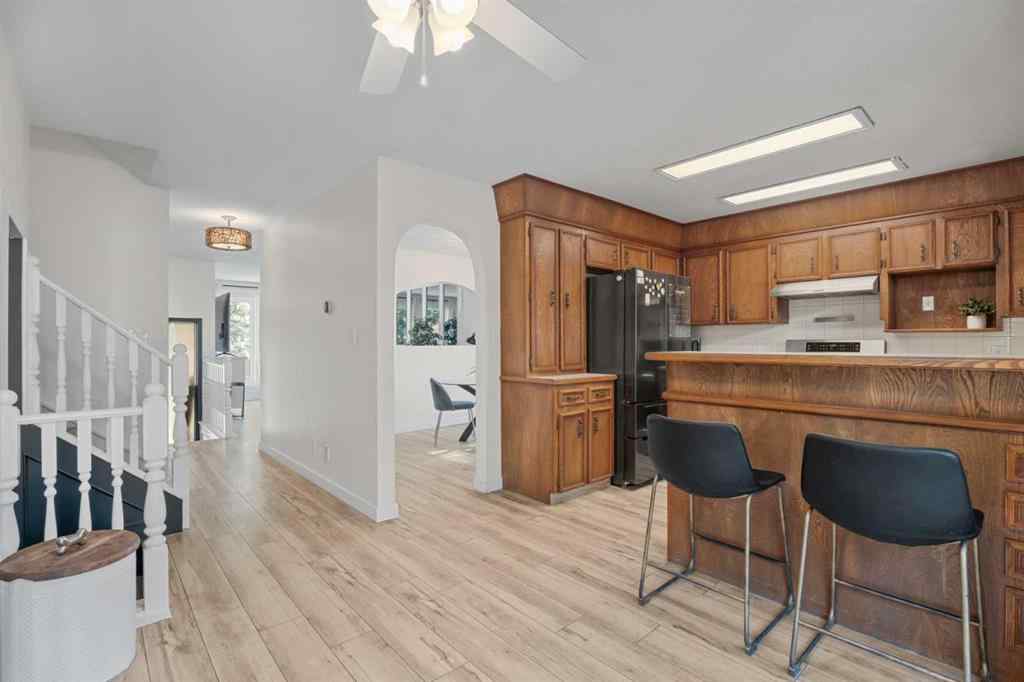 MLS® A2251661 - 318 Shawnessy Drive SW in Shawnessy Calgary, Residential