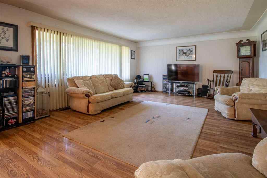 MLS® A2251664 - 262022 HWY 27   in NONE Rural Kneehill County, Residential