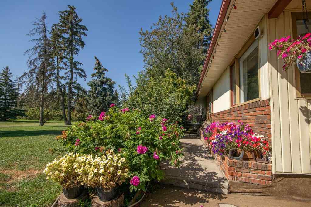 MLS® A2251664 - 262022 HWY 27   in NONE Rural Kneehill County, Residential