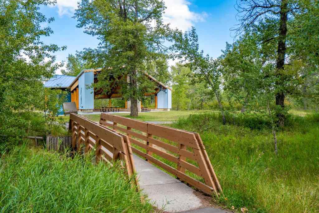 MLS® A2251667 - Unit #4302 13045 6 Street SW in Canyon Meadows Calgary, Residential