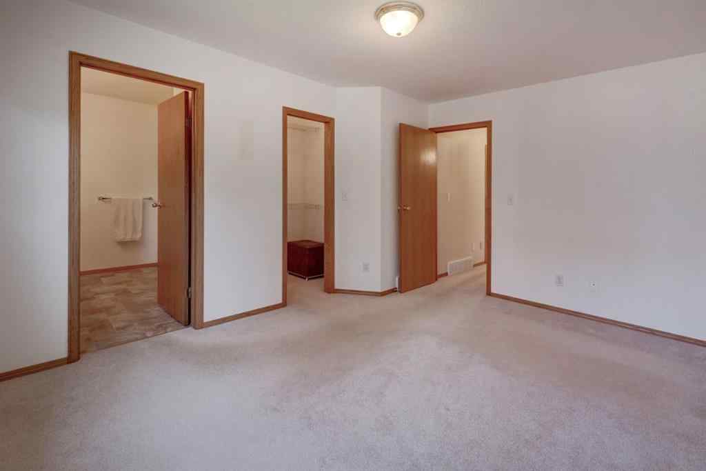 MLS® A2251673 - 37 Chinook Crescent  in NONE Beiseker, Residential
