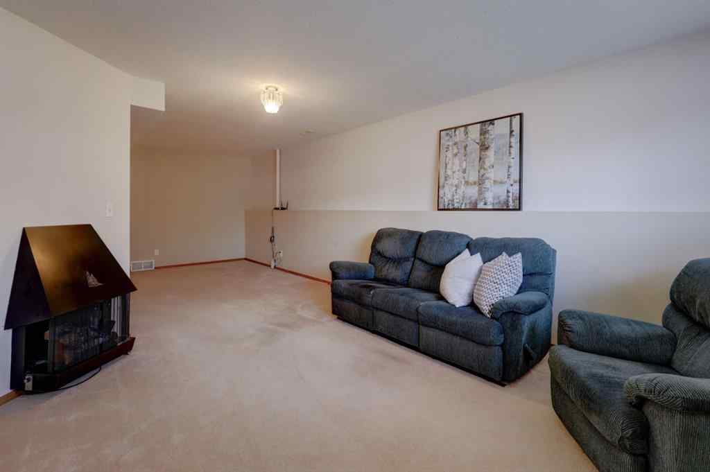 MLS® A2251673 - 37 Chinook Crescent  in NONE Beiseker, Residential