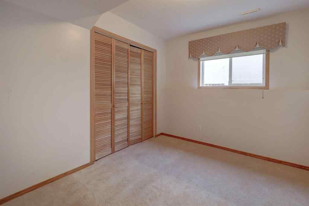 MLS® A2251673 - 37 Chinook Crescent  in NONE Beiseker, Residential