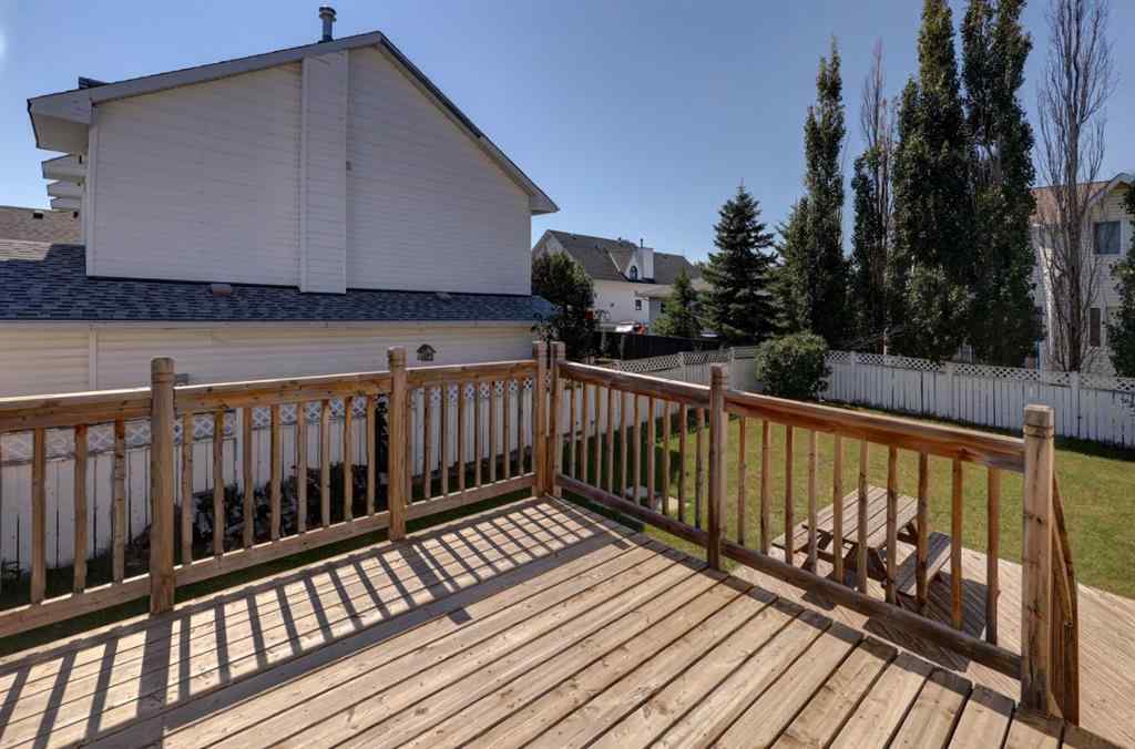 MLS® A2251673 - 37 Chinook Crescent  in NONE Beiseker, Residential
