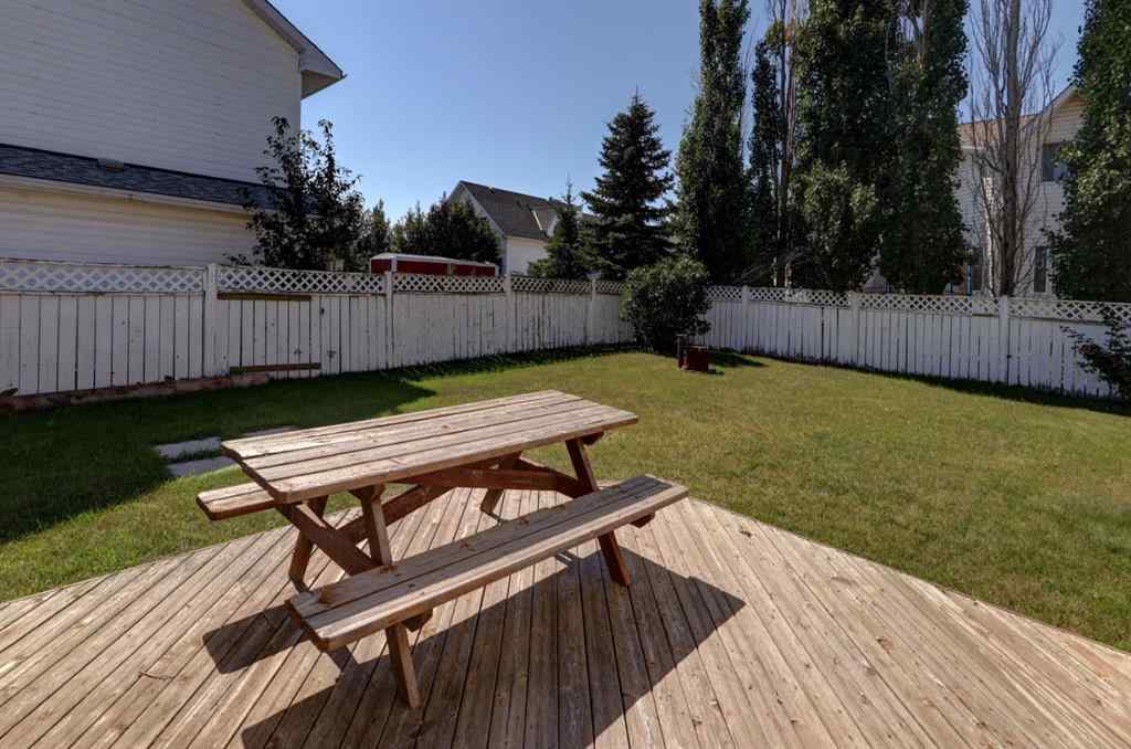 MLS® A2251673 - 37 Chinook Crescent  in NONE Beiseker, Residential