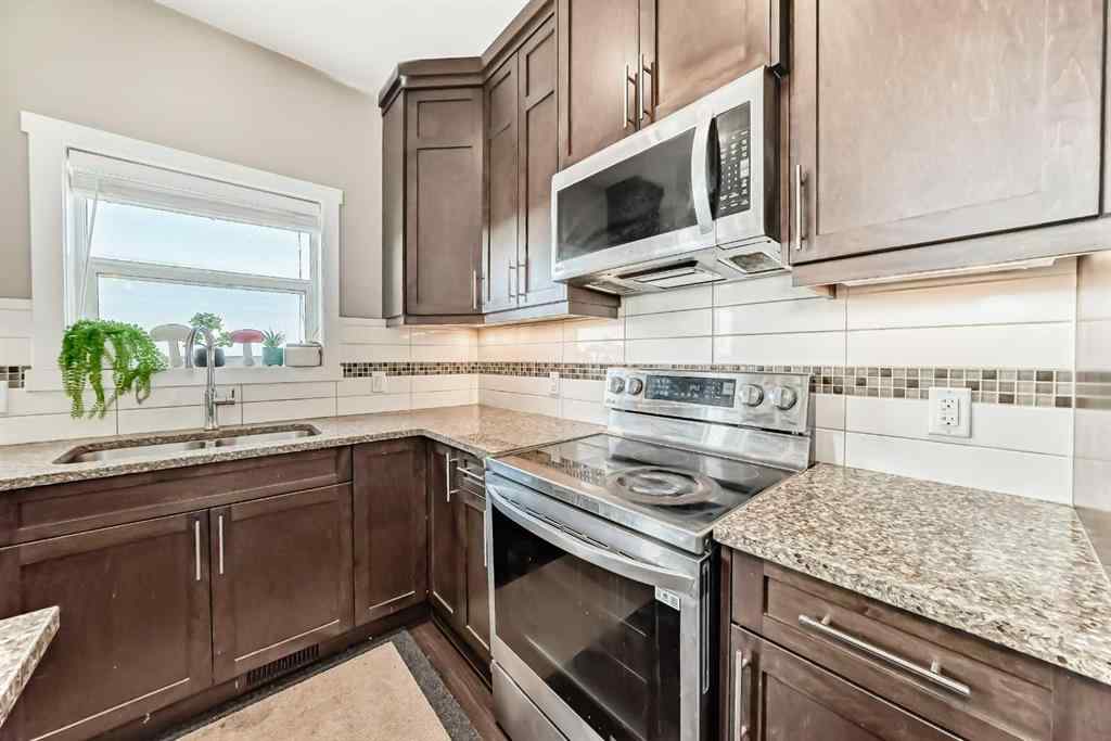 MLS® A2251678 - 520 Redstone View NE in Redstone Calgary, Residential