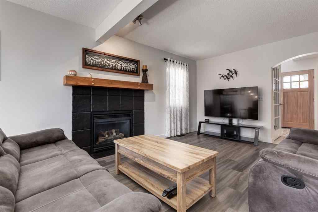 MLS® A2251684 - 47 Springs Crescent SE in Big Springs Airdrie, Residential