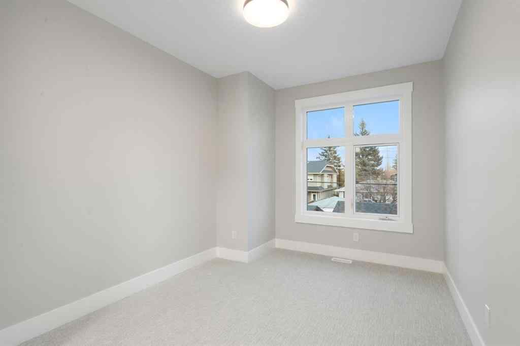 MLS® A2251689 - 2414 35 Street SW in Killarney/Glengarry Calgary, Residential