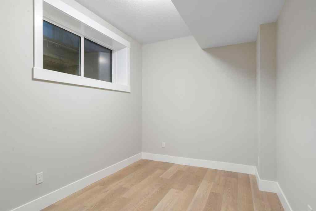 MLS® A2251689 - 2414 35 Street SW in Killarney/Glengarry Calgary, Residential