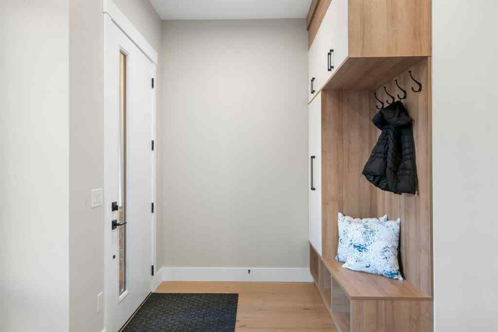 MLS® A2251689 - 2414 35 Street SW in Killarney/Glengarry Calgary, Residential