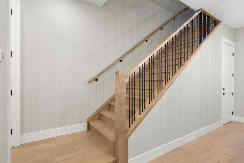MLS® A2251689 - 2414 35 Street SW in Killarney/Glengarry Calgary, Residential