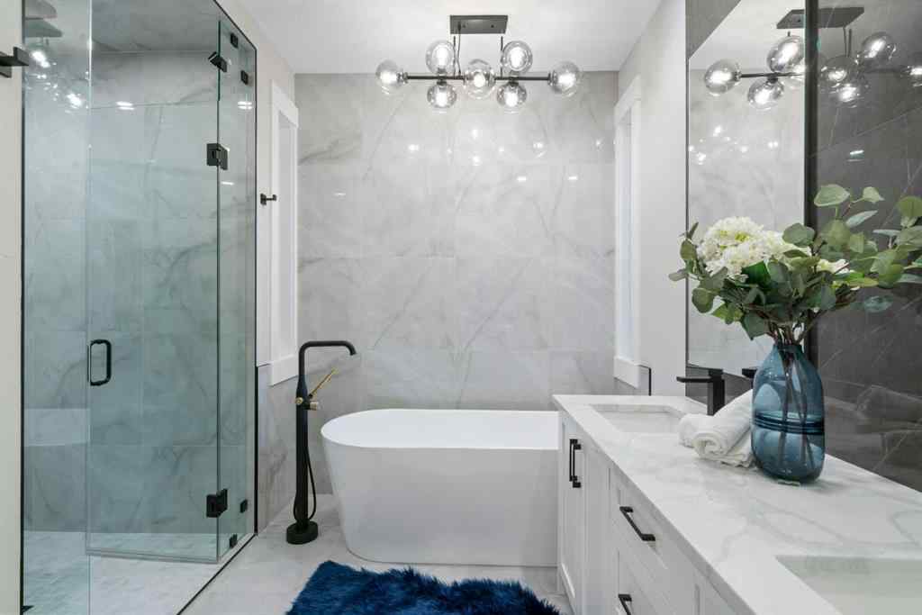 MLS® A2251689 - 2414 35 Street SW in Killarney/Glengarry Calgary, Residential