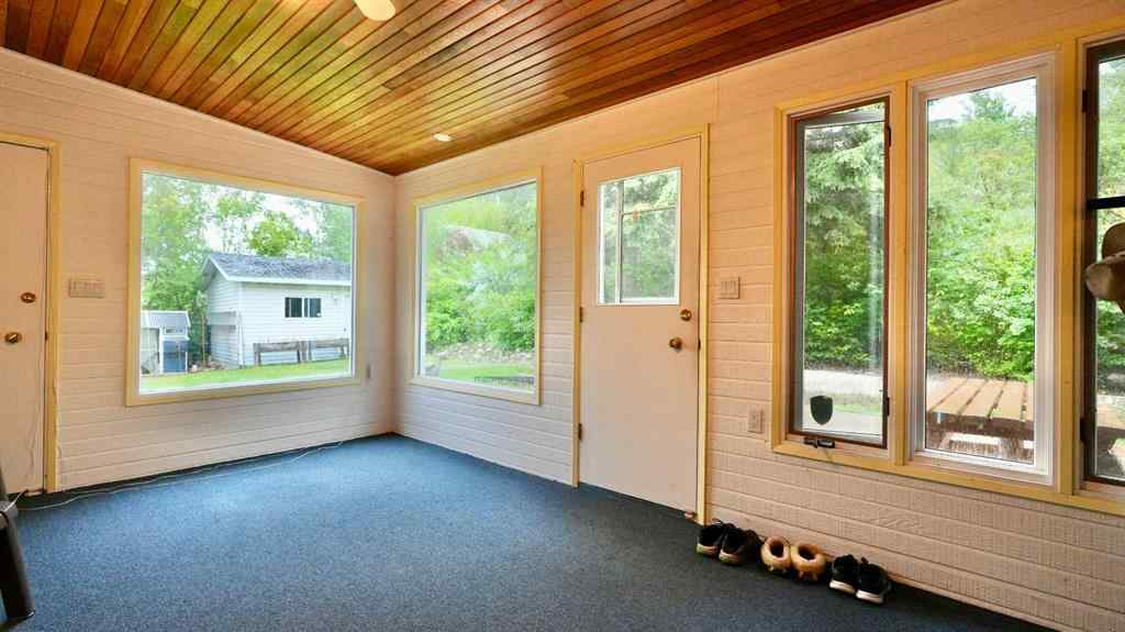 MLS® A2251690 - 11113 103 Street  in South End Peace River, Residential