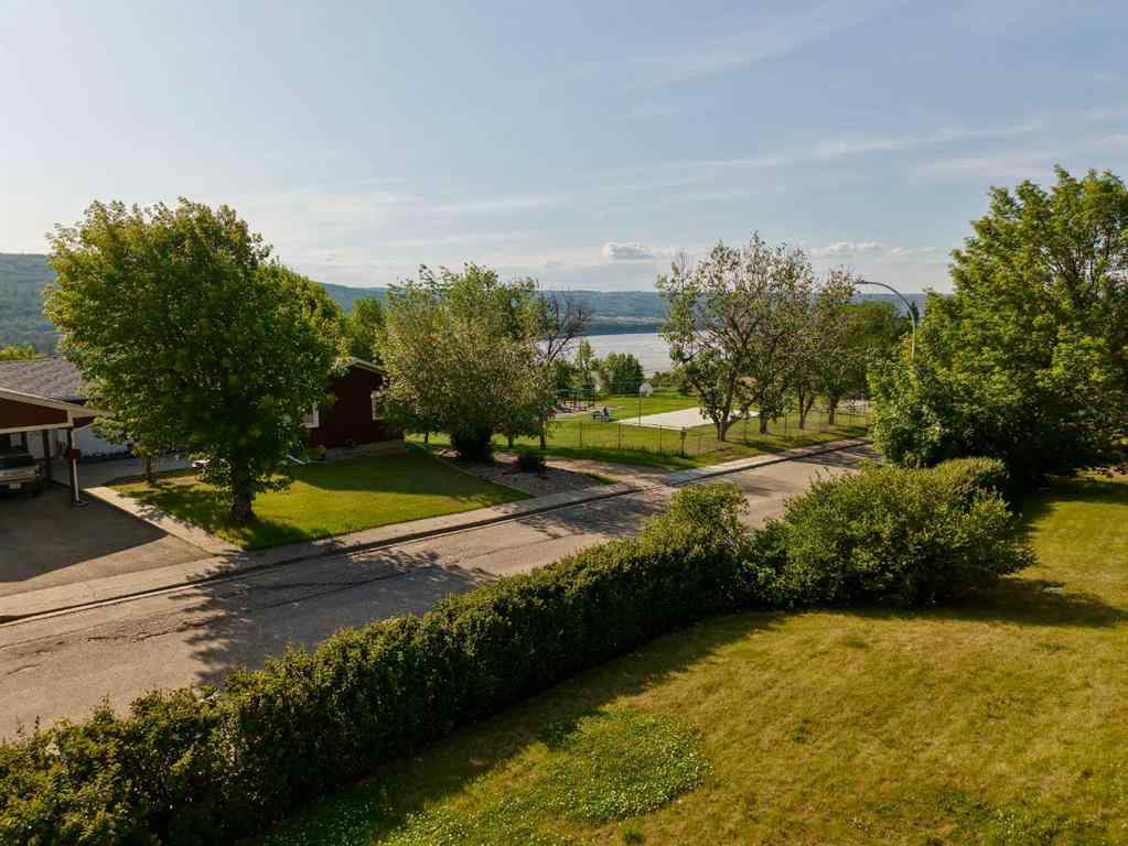 MLS® A2251690 - 11113 103 Street  in South End Peace River, Residential