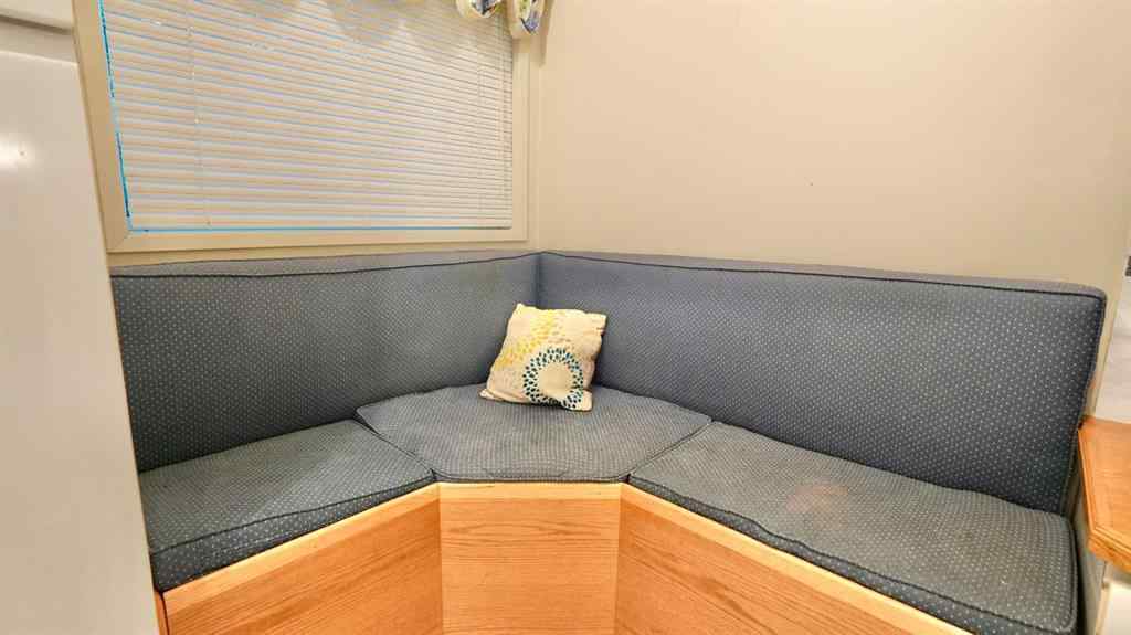 MLS® A2251690 - 11113 103 Street  in South End Peace River, Residential