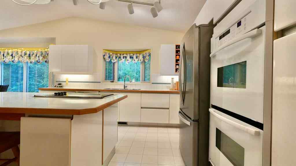 MLS® A2251690 - 11113 103 Street  in South End Peace River, Residential