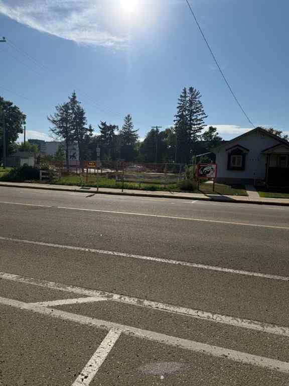MLS® A2251692 - 4602 48 Avenue  in Downtown Red Deer Red Deer, Commercial
