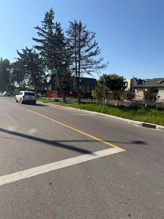 MLS® A2251692 - 4602 48 Avenue  in Downtown Red Deer Red Deer, Commercial