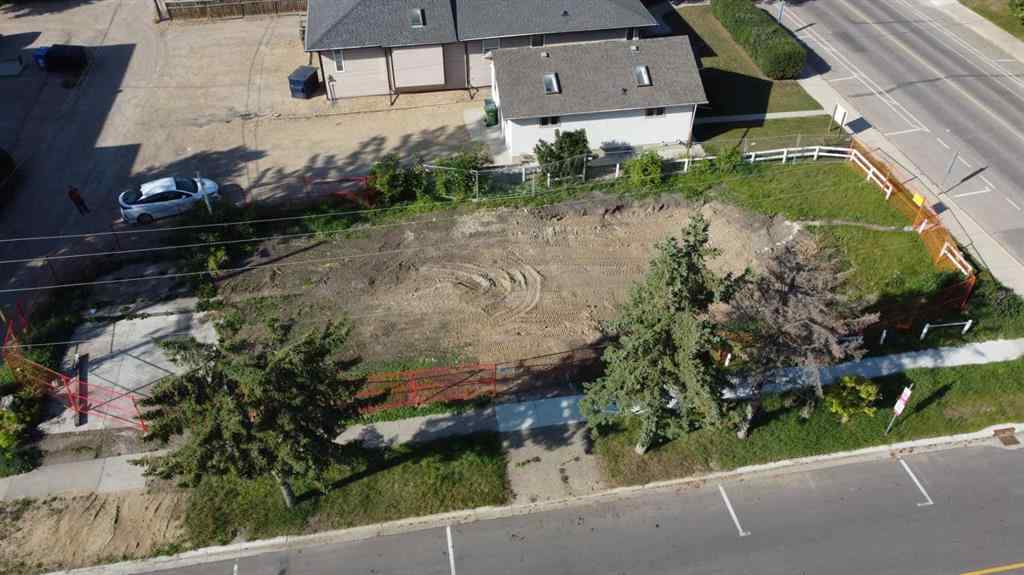 MLS® A2251692 - 4602 48 Avenue  in Downtown Red Deer Red Deer, Commercial