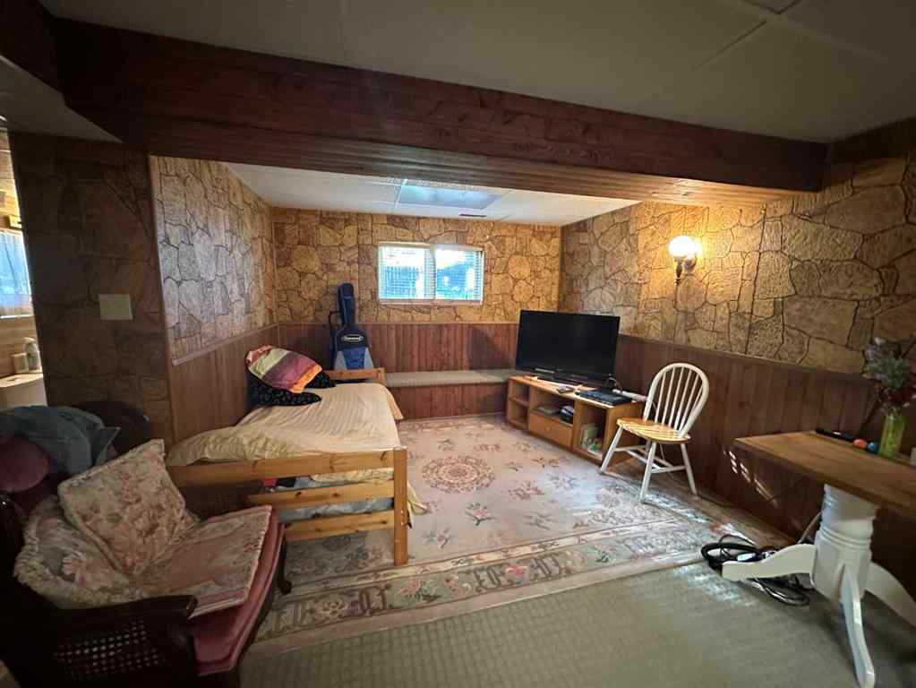 MLS® A2251693 - 9408 93   in Lac La Biche Lac La Biche, Residential