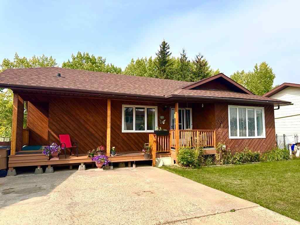 MLS® A2251693 - 9408 93   in Lac La Biche Lac La Biche, Residential